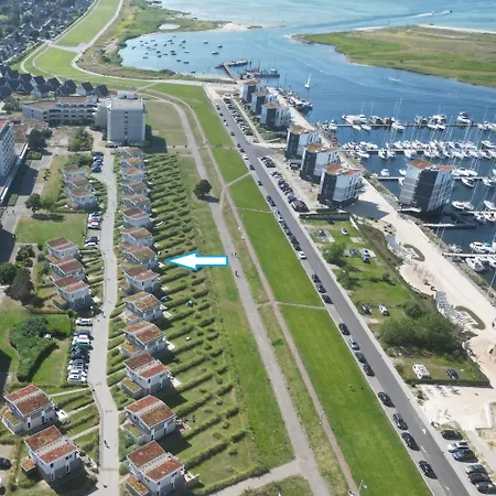 Duenenvilla Ostseeblick Marina Holiday home *